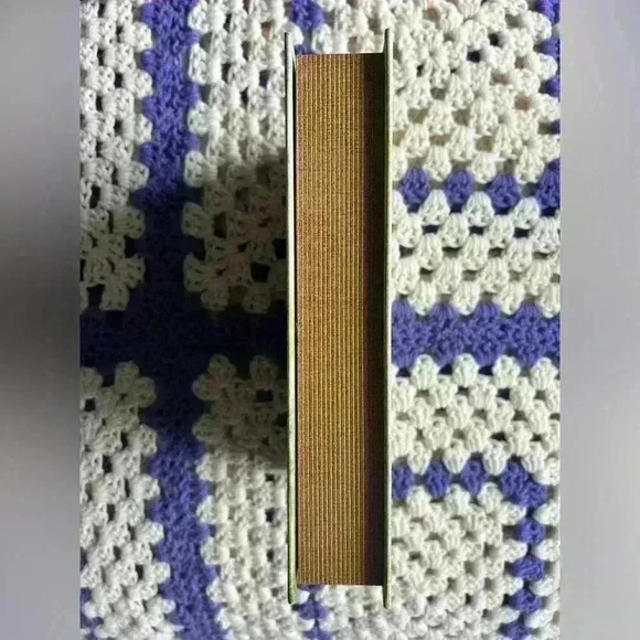 Love and Poetry Green Keepsake Wil Box Magnet Closure Wood Interior Book  Decor - Picture 4 of 10